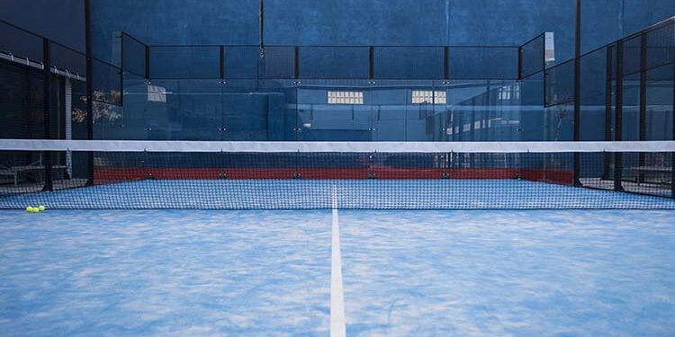 cuánto mide una pista de padel